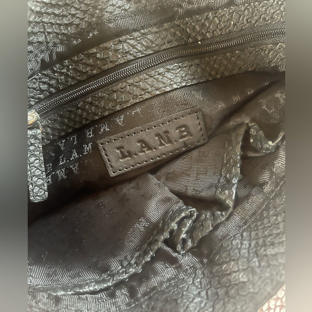 L.A.M.B. Gwen Stefani Black 100% Leather SnakeTextured Asymmetric Crossbody Bag - Picture 11 of 11